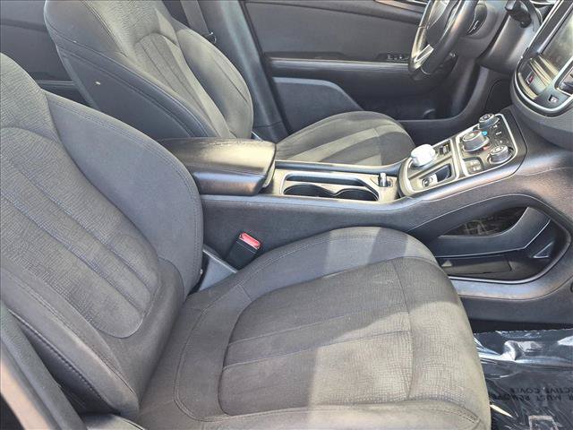 Used 2016 Chrysler 200 Limited w/ Anniversary Edition FWD image 20