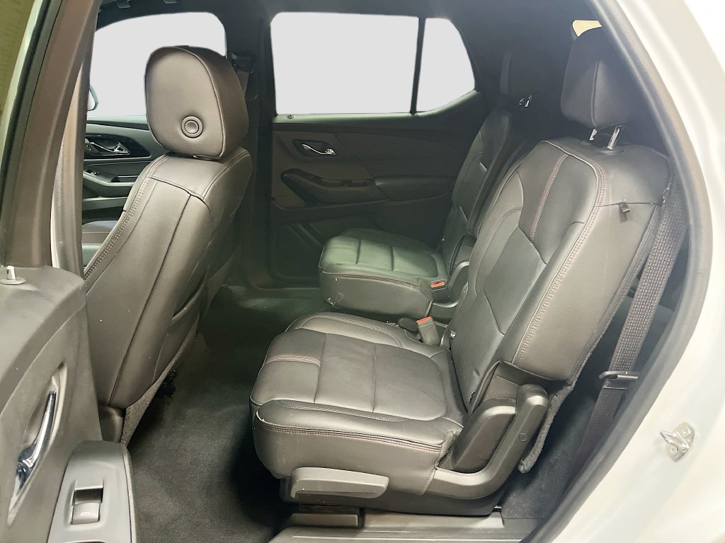 Used 2023 Chevrolet Traverse RS AWD/4WD image 26