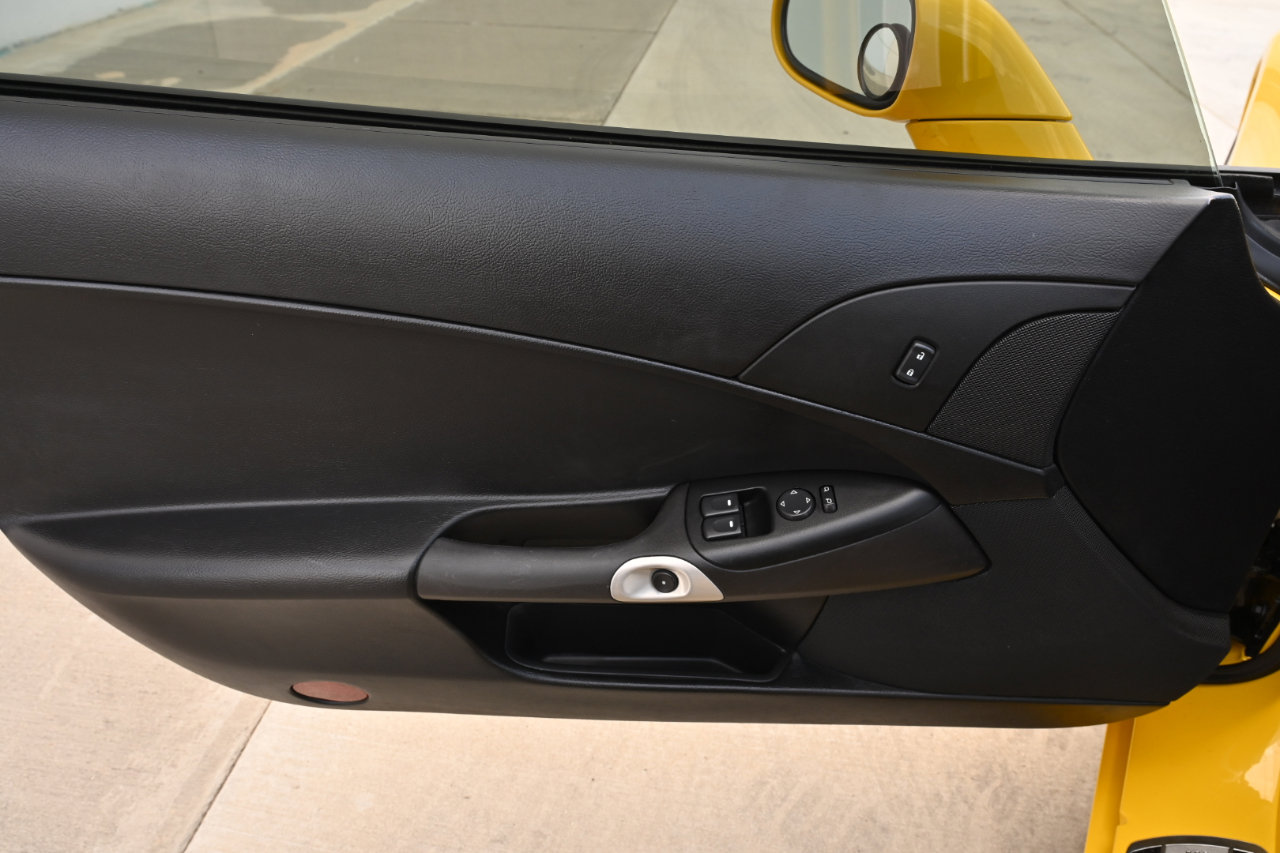 Used 2008 Chevrolet Corvette Coupe image 21