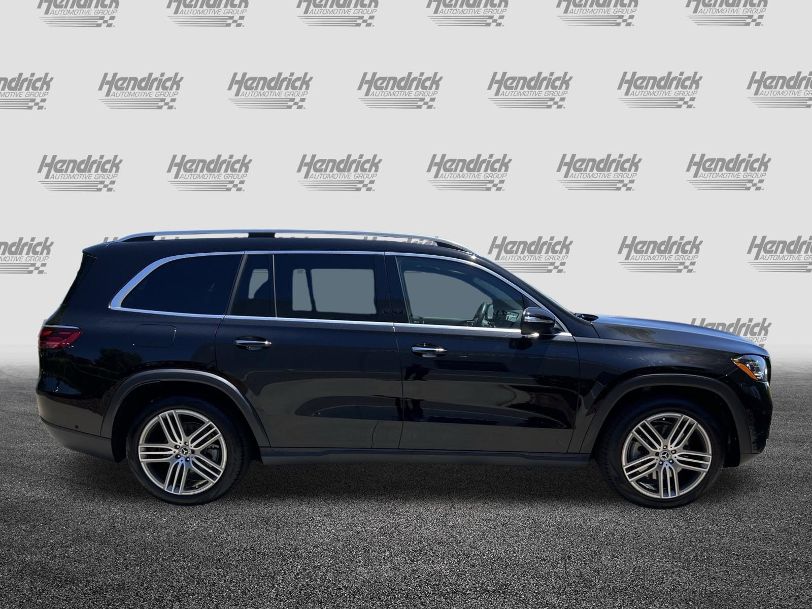 Certified 2025 Mercedes-Benz GLS 450 4MATIC image 10