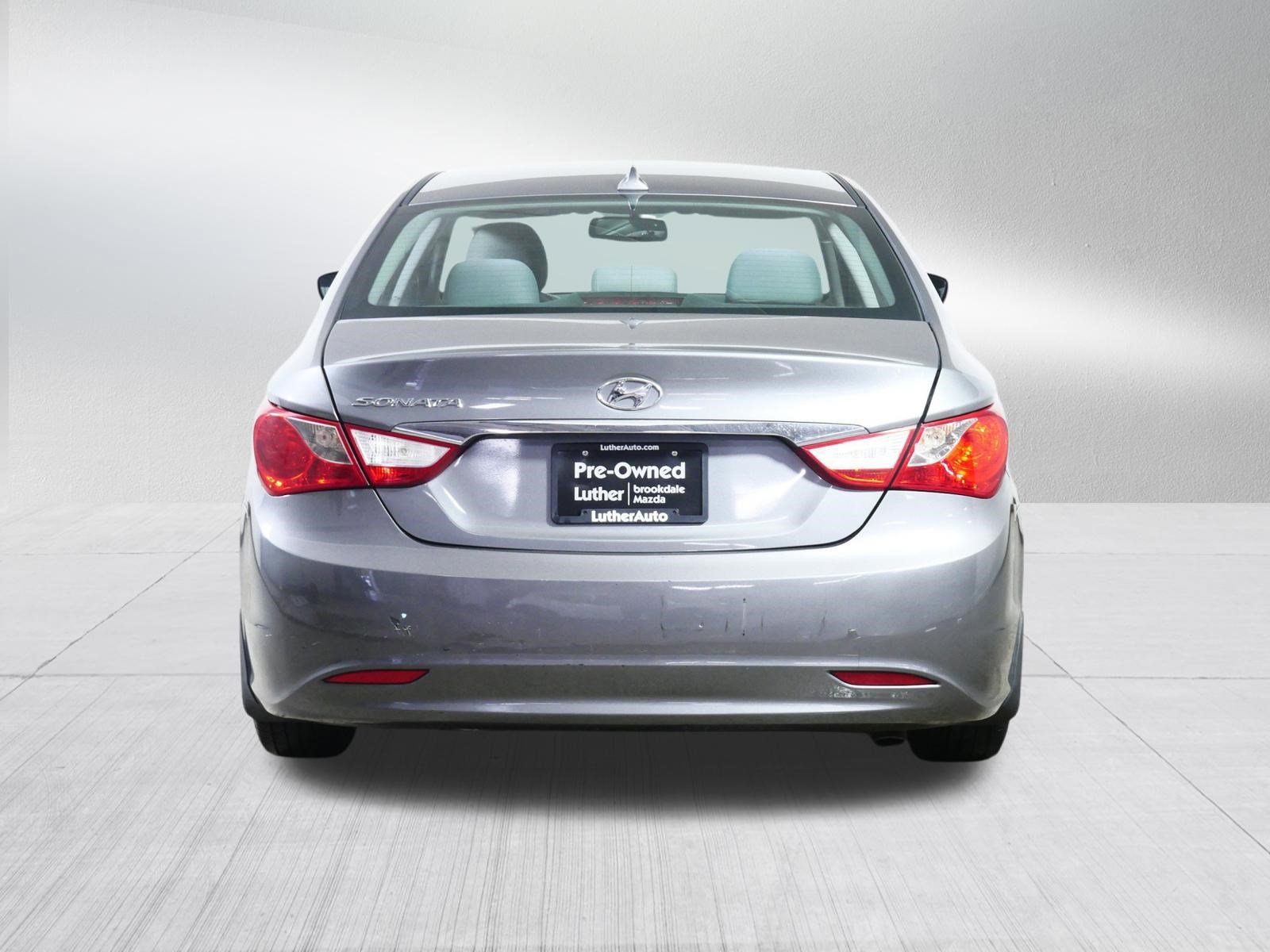 Used 2013 Hyundai Sonata GLS w/ Popular Equipment Pkg FWD image 6