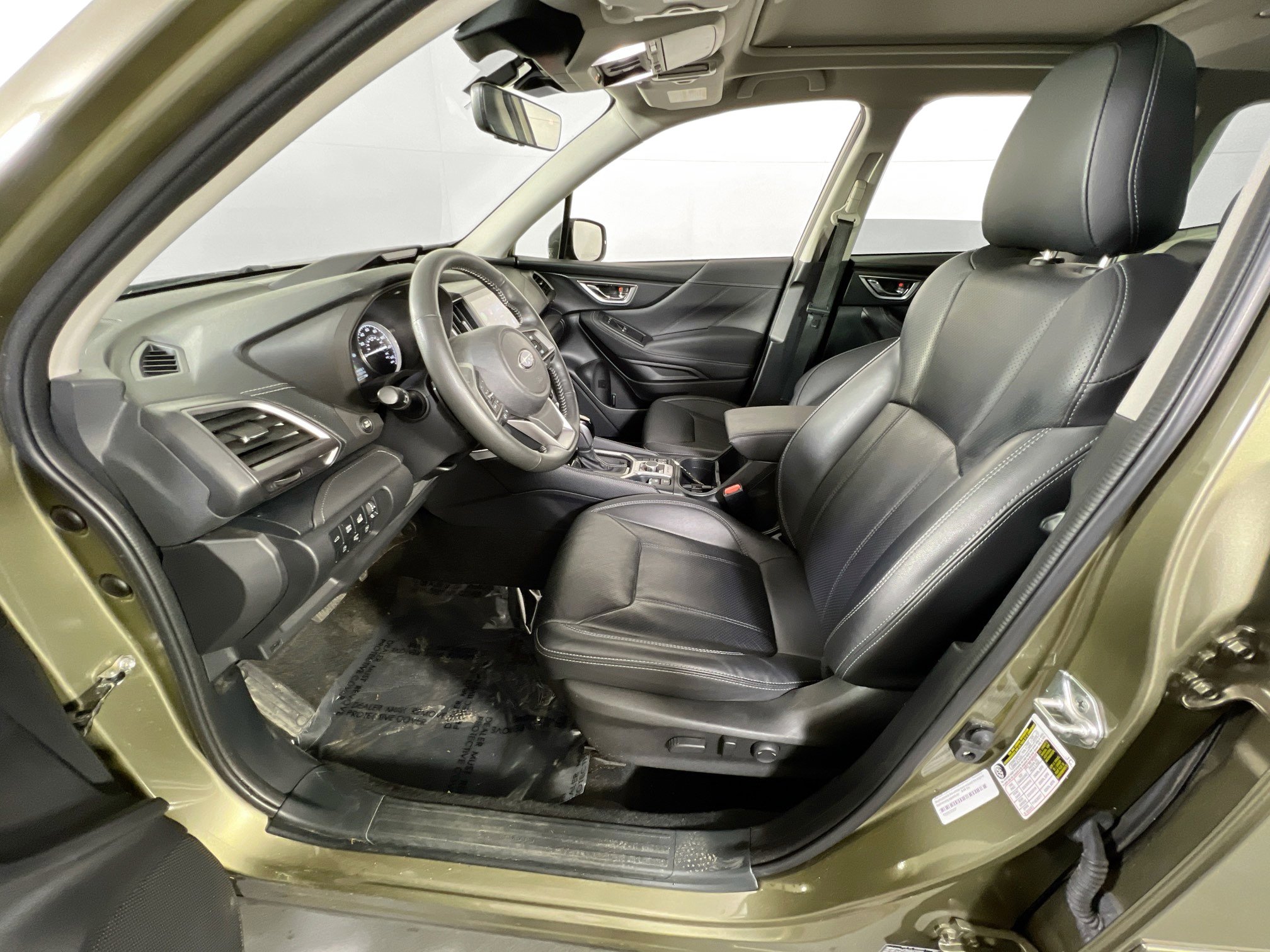 Used 2022 Subaru Forester Touring AWD/4WD image 21