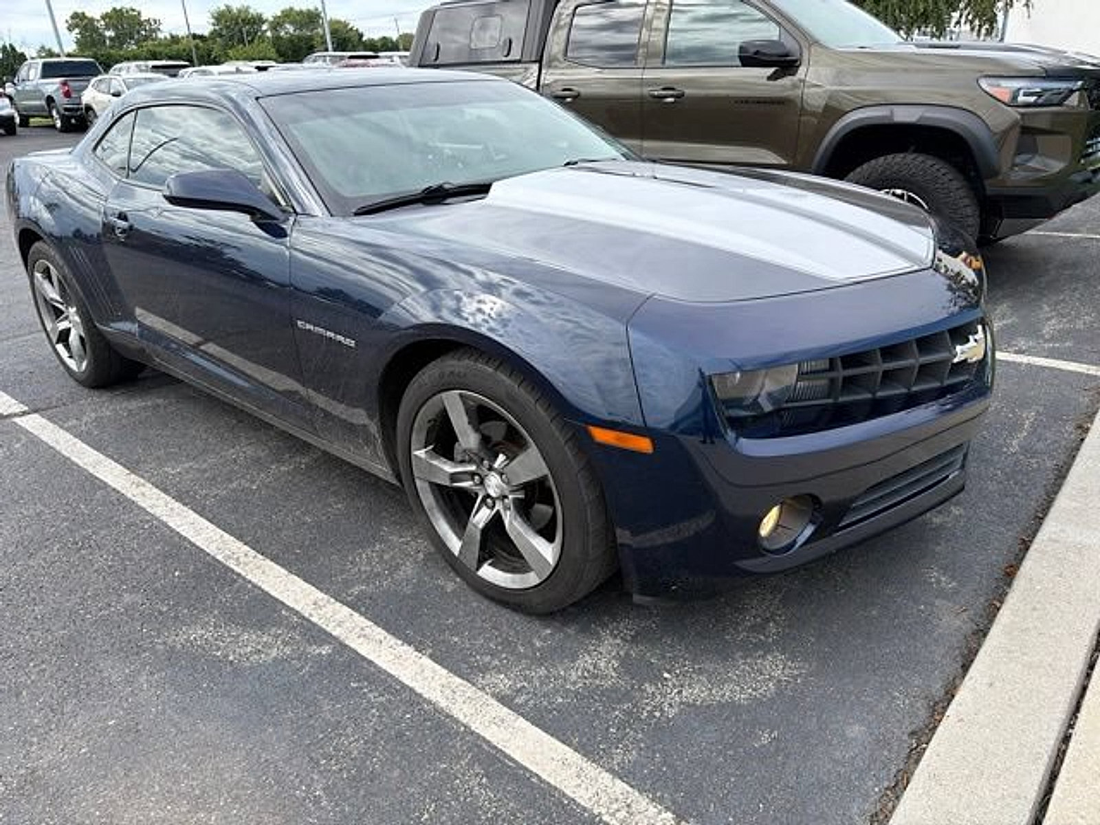 Used 2010 Chevrolet Camaro LT w/ RS Package RWD image 2