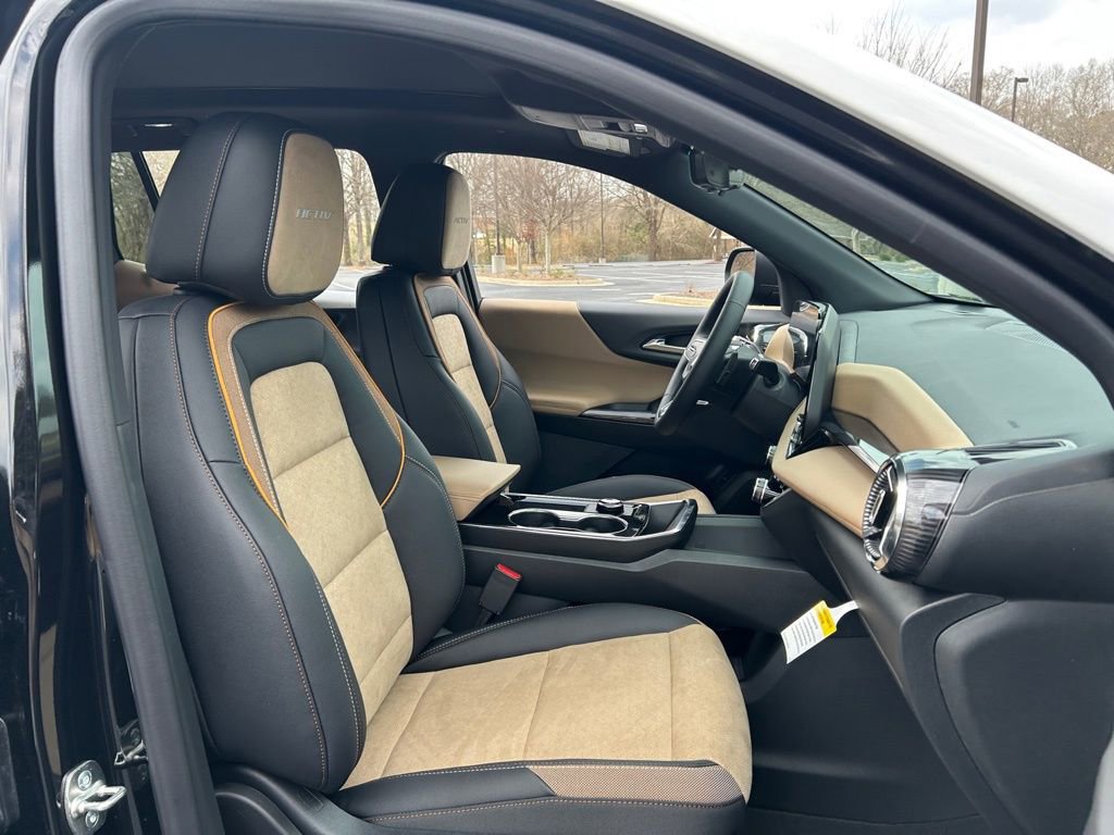 New 2026 Chevrolet Equinox ACTIV w/ Safety and Technology Package image 50