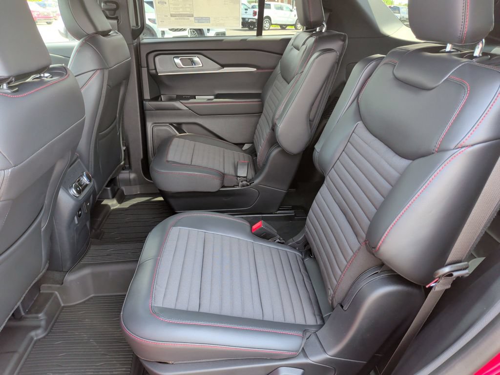 New 2026 Ford Explorer ST-Line AWD/4WD image 14