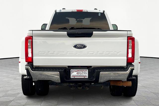 Certified 2024 Ford F350 XLT image 4