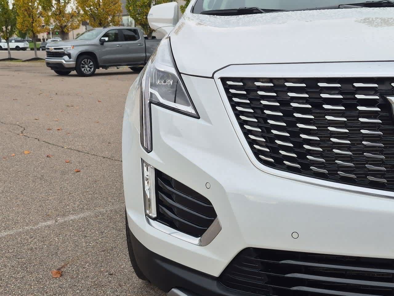 Used 2024 Cadillac XT5 Premium Luxury w/ LPO, Floor Liner Package AWD/4WD image 10