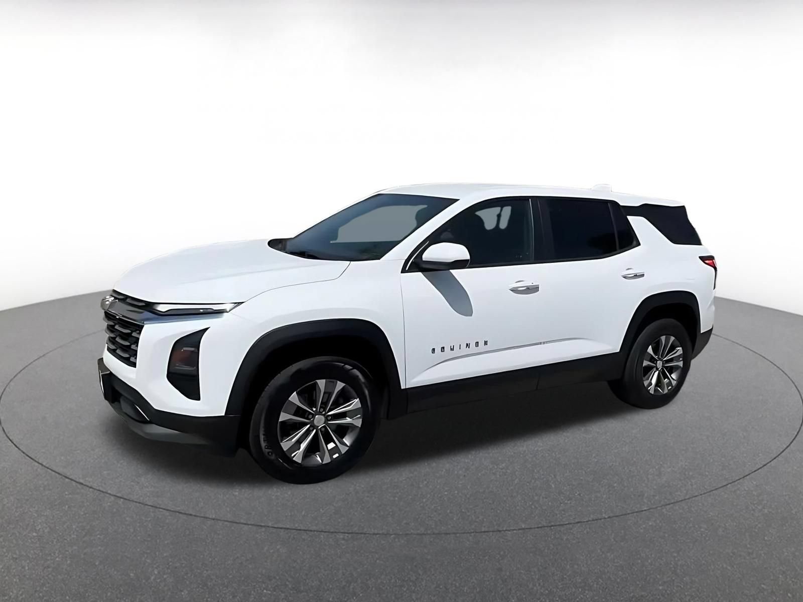 Used 2025 Chevrolet Equinox LT FWD image 7