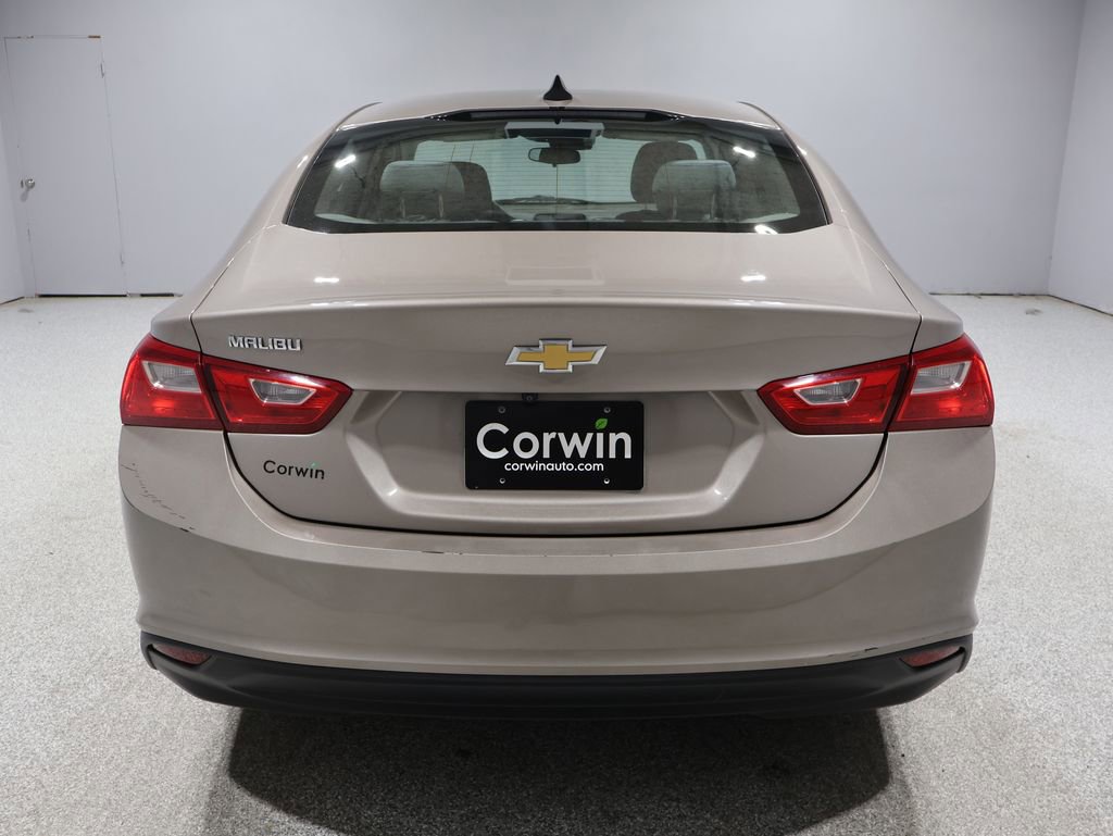 Used 2023 Chevrolet Malibu LS image 3