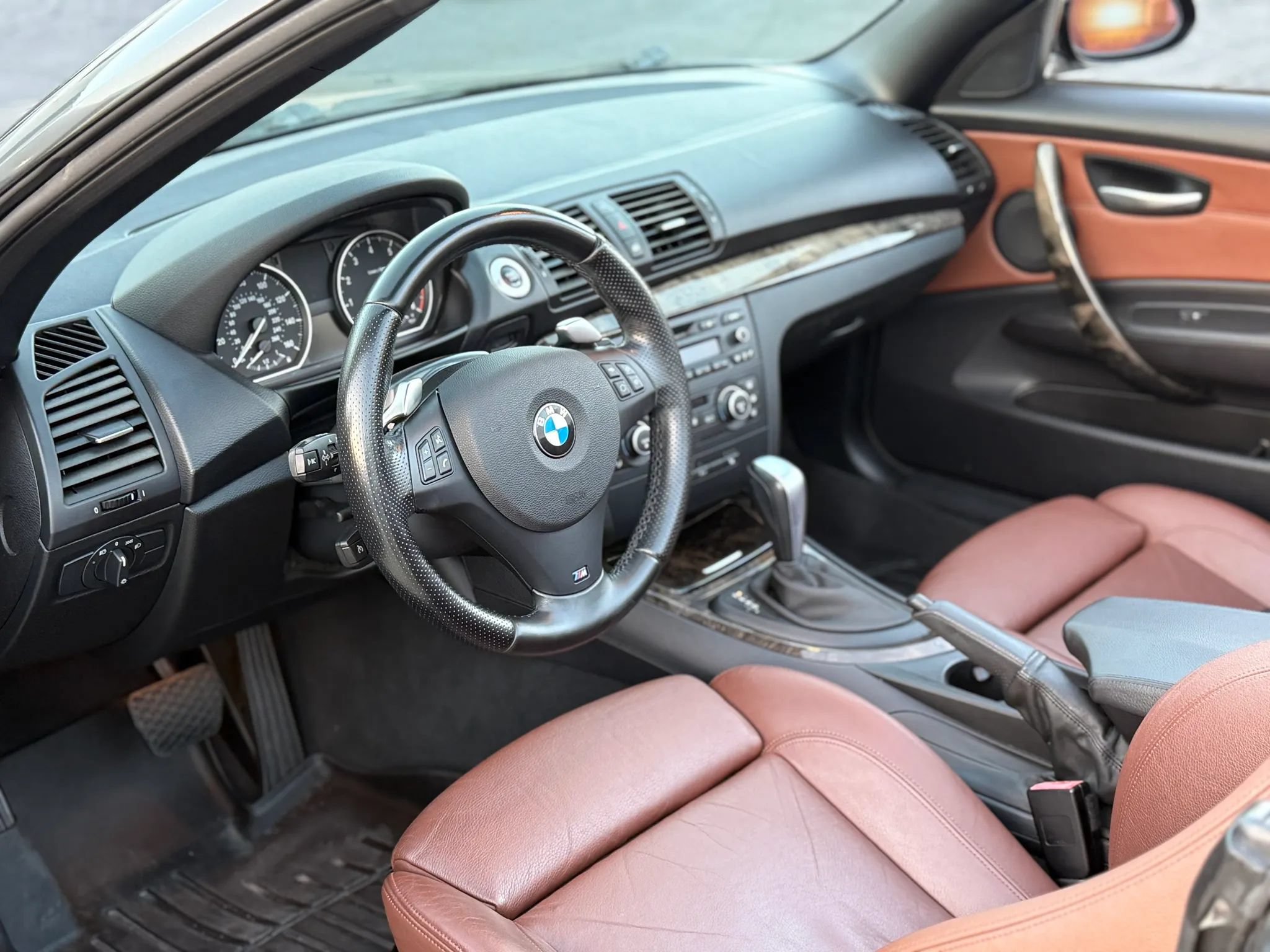 Used 2009 BMW 135i Convertible RWD image 24