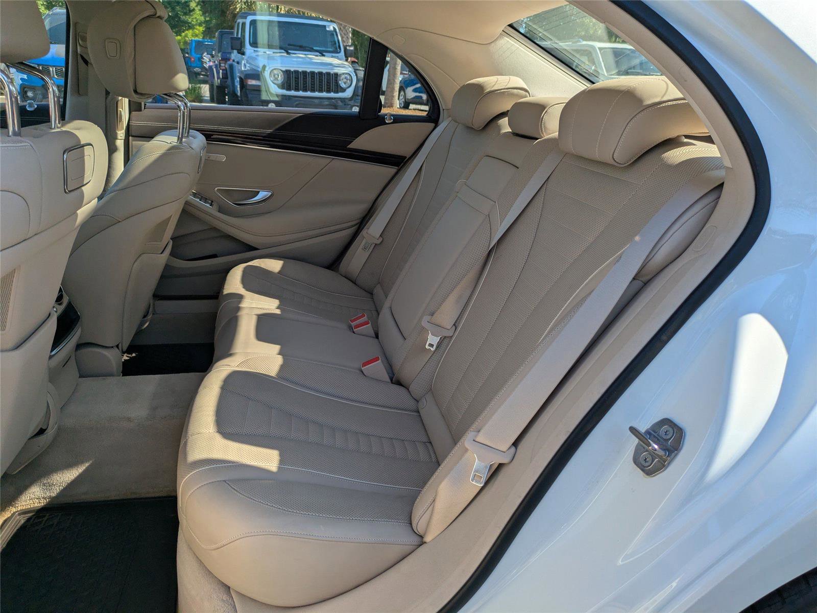 Used 2019 Mercedes-Benz S 560 Sedan image 15