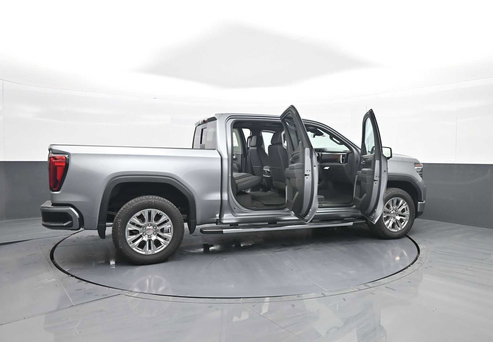 New 2026 GMC Sierra 1500 Denali w/ Technology Package AWD/4WD image 46