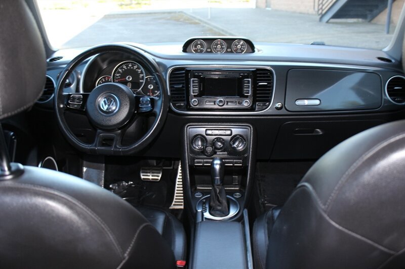 Used 2012 Volkswagen Beetle 2.0T FWD image 13
