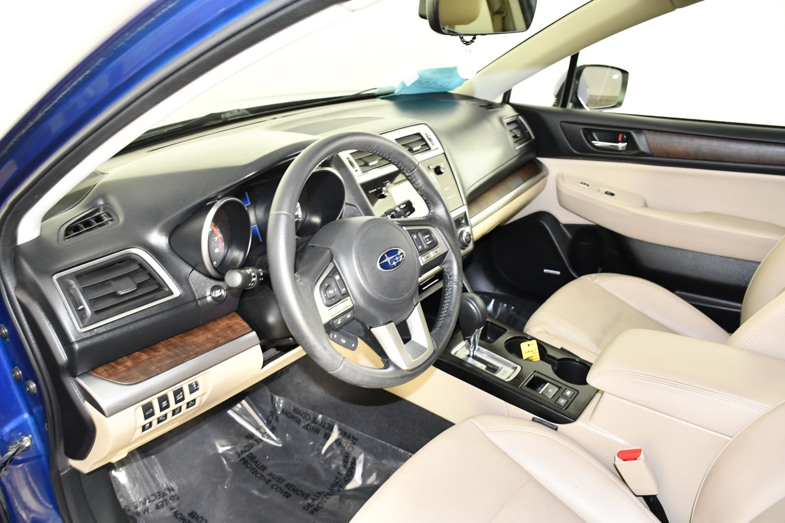 Used 2017 Subaru Outback 2.5i Limited AWD/4WD image 37