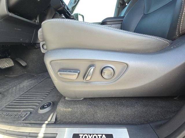 Used 2025 Toyota Land Cruiser w/ Premium Package AWD/4WD image 21
