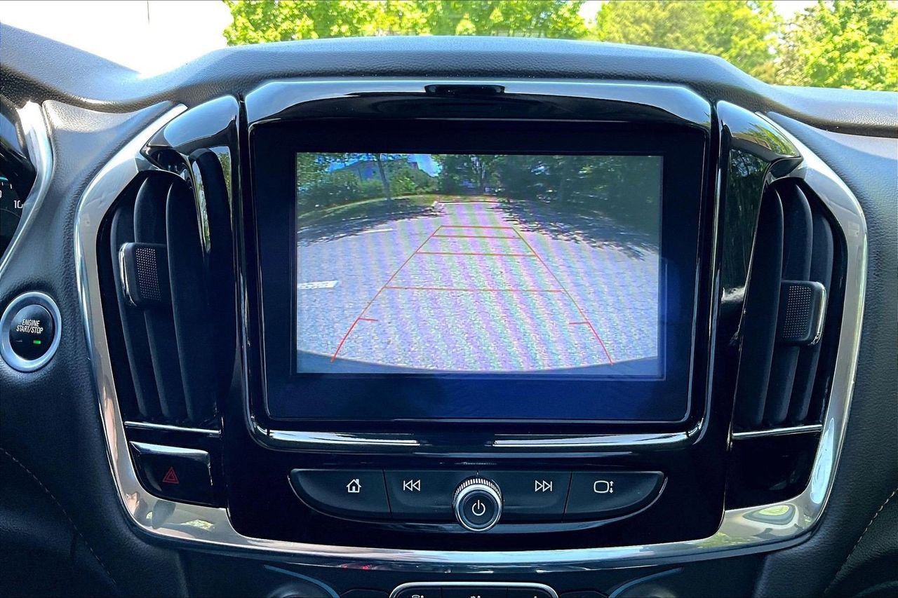 Used 2018 Chevrolet Traverse LT FWD image 13