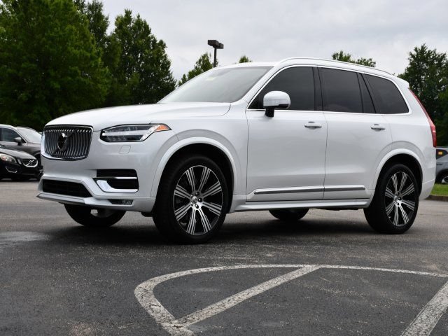 Used 2021 Volvo XC90 T6 Inscription w/ Climate Package AWD/4WD image 3