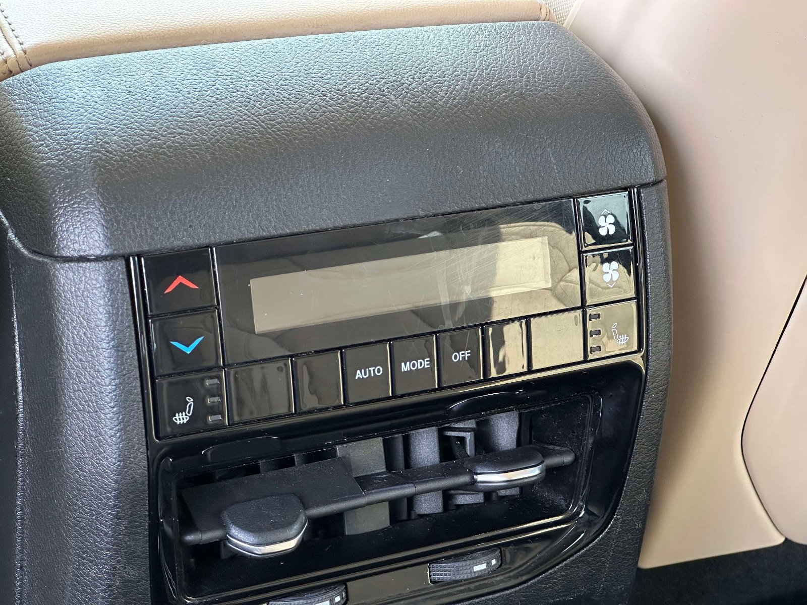 Used 2021 Jeep Grand Cherokee L Limited image 12