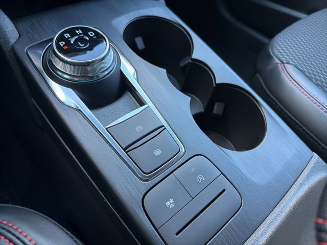 New 2026 Ford Escape ST-Line w/ Cold Weather Package AWD/4WD image 15