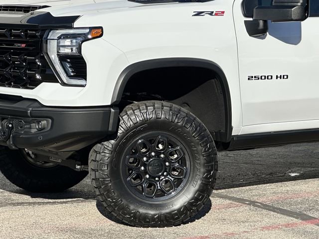 Certified 2025 Chevrolet Silverado 2500 ZR2 w/ ZR2 Bison Edition image 8