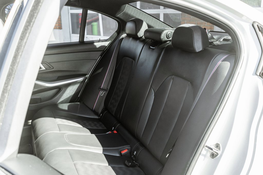 Used 2024 BMW M3 Competition w/ Executive Package image 34