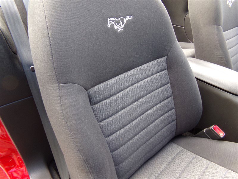 Used 2004 Ford Mustang GT image 33