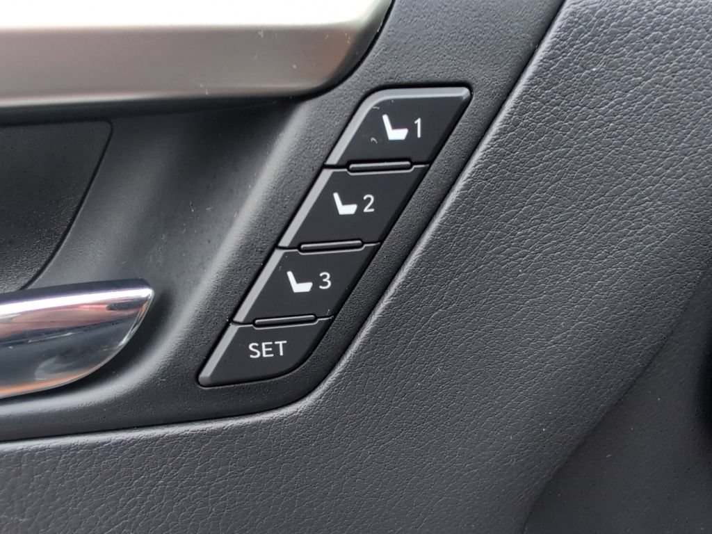 Used 2022 Lexus RX 350 FWD w/ Premium Package image 9