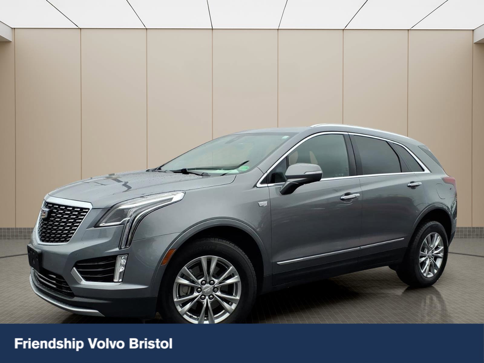 Used 2020 Cadillac XT5 Premium Luxury image 1