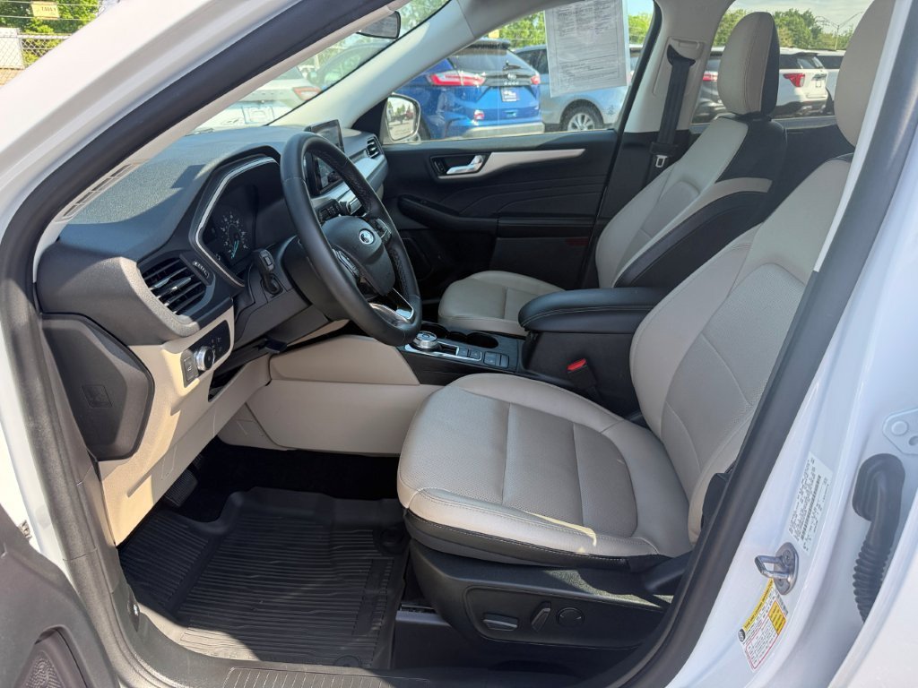 Used 2022 Ford Escape SEL AWD/4WD image 14