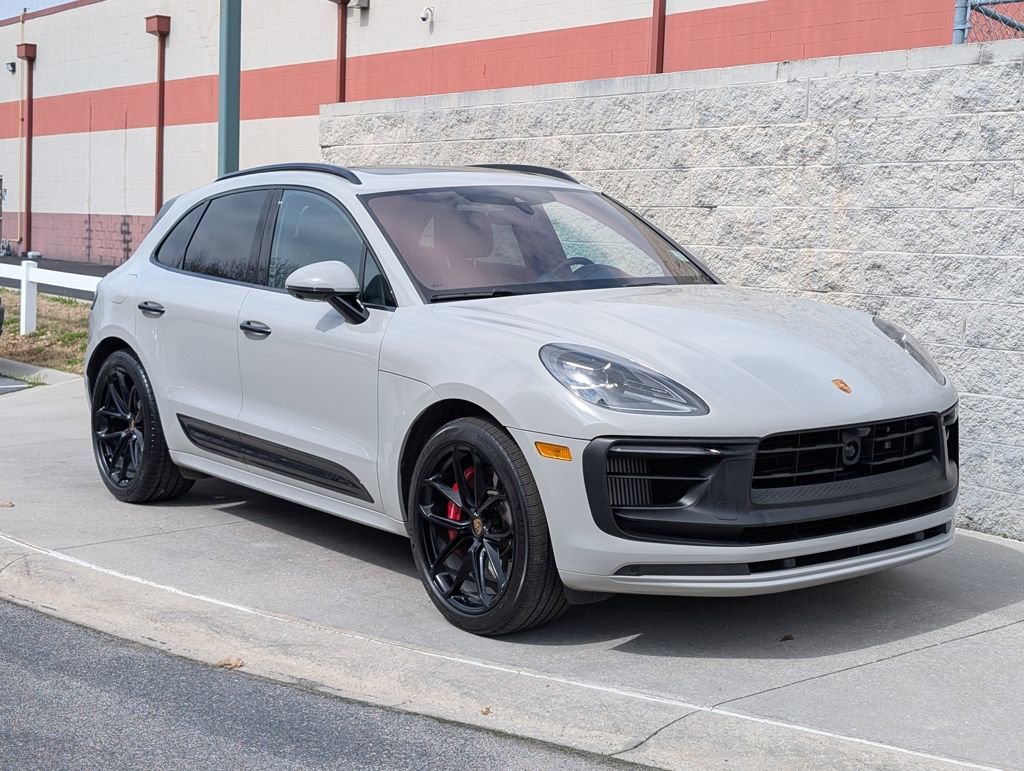 Certified 2022 Porsche Macan GTS image 9