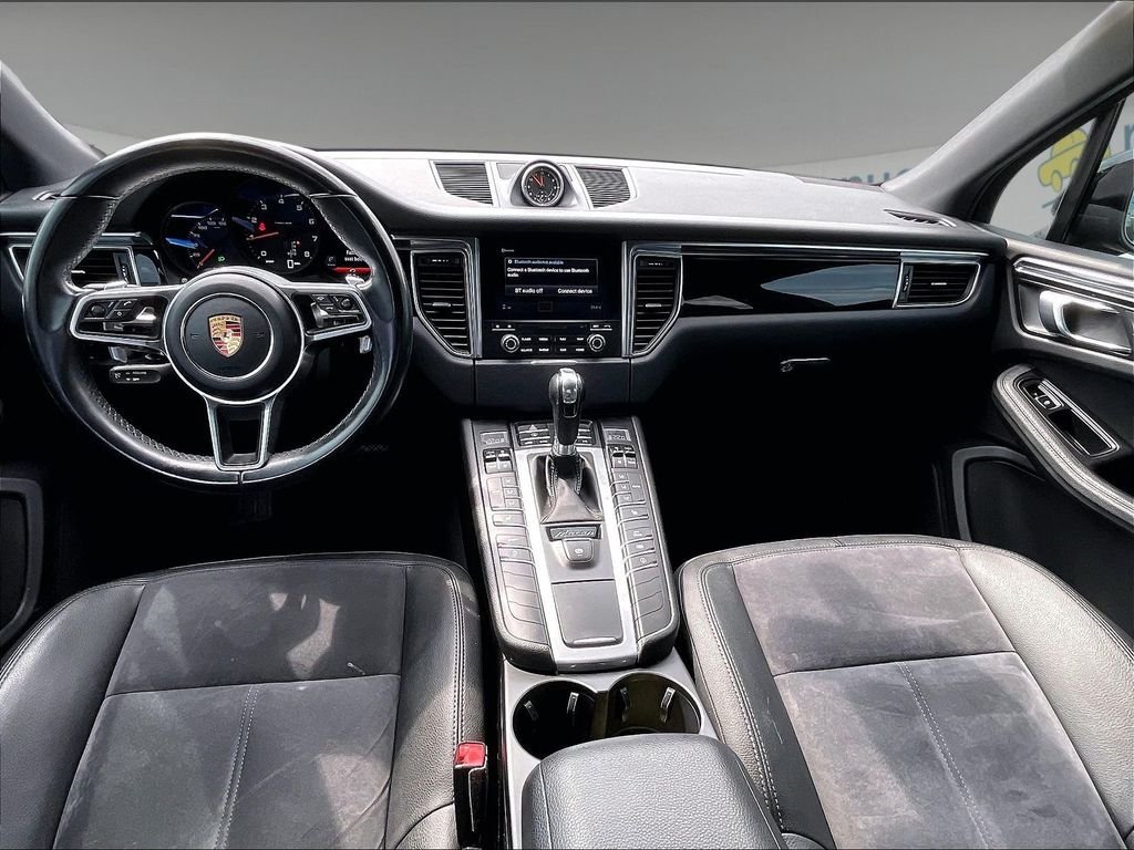 Used 2018 Porsche Macan AWD/4WD image 21
