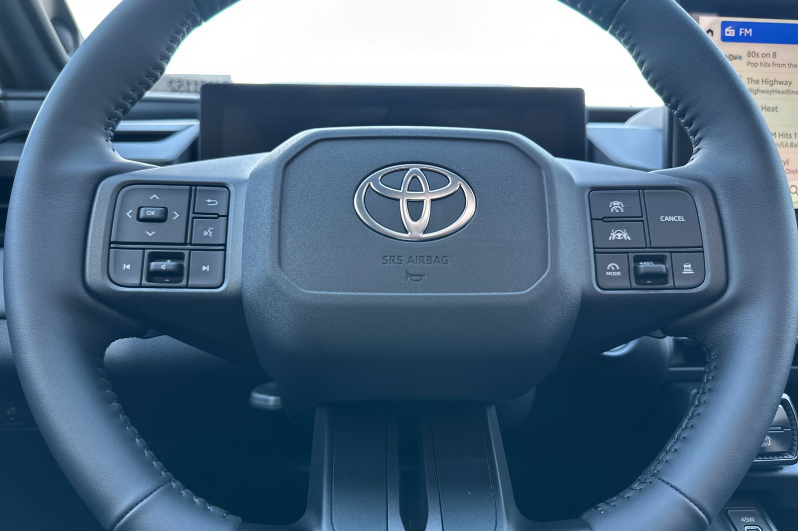 New 2026 Toyota RAV4 XSE w/ Panoramic Sun Roof Package AWD/4WD image 26