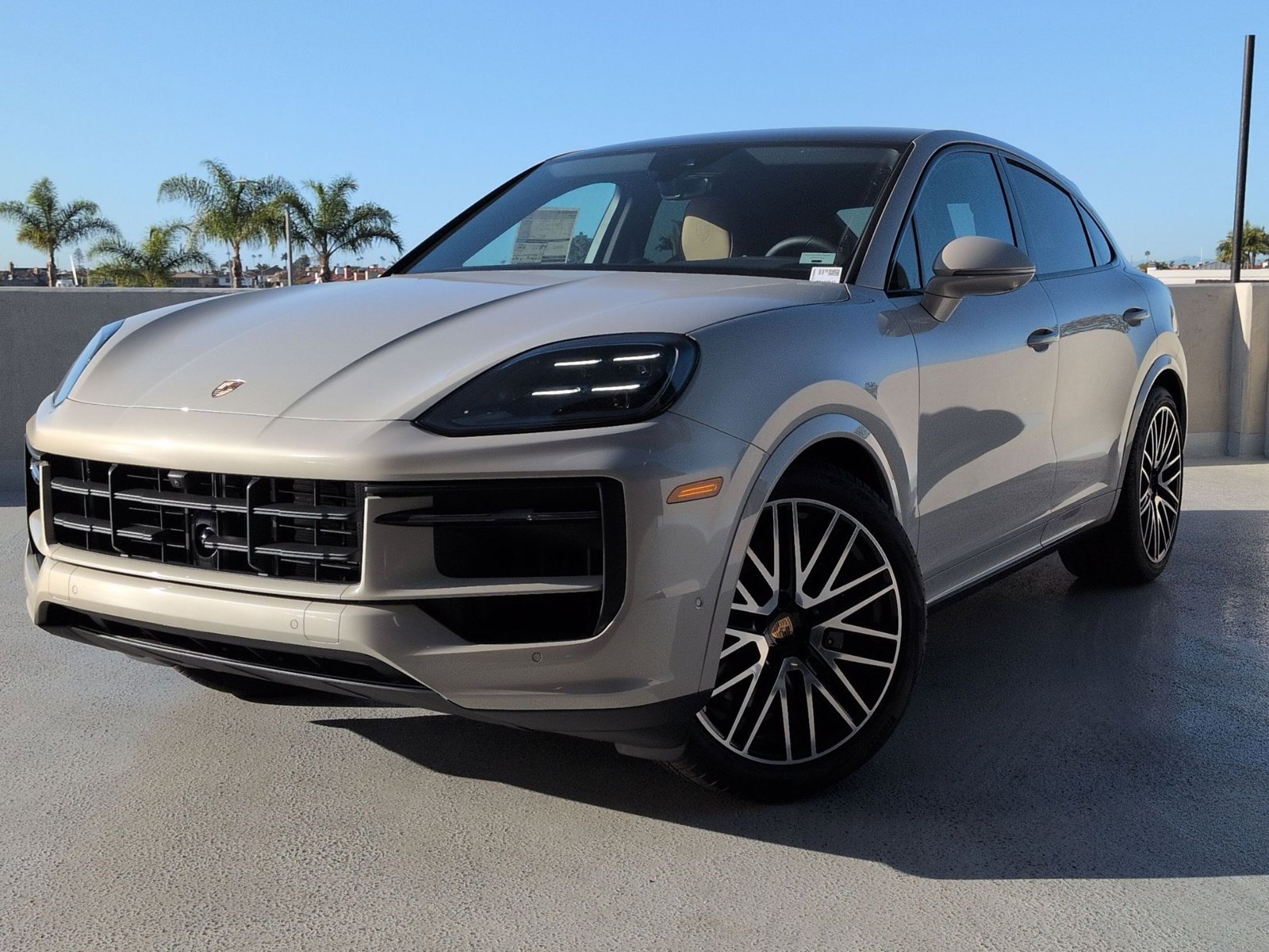 New 2026 Porsche Cayenne Coupe AWD/4WD image 1