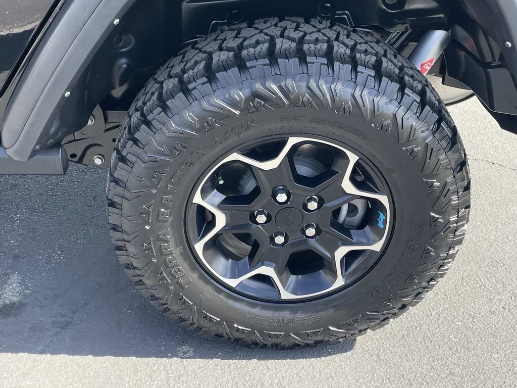 Used 2022 Jeep Wrangler Unlimited Rubicon 4xe w/ Safety Group AWD/4WD image 31