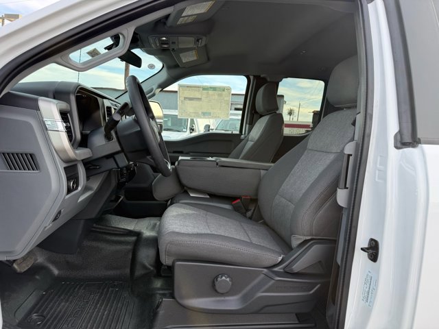 New 2026 Ford F550 4x4 Supercab Super Duty image 12