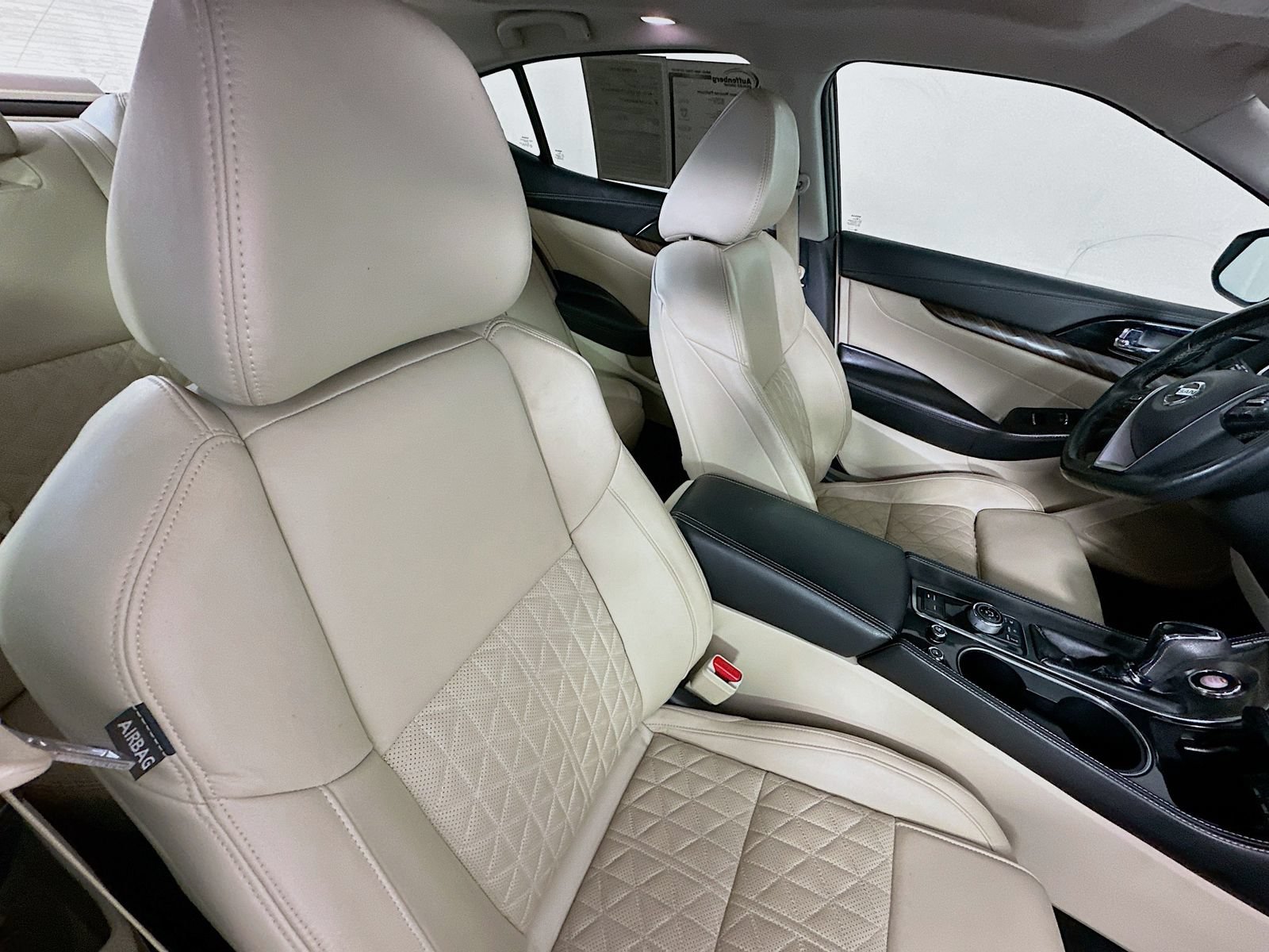 Used 2018 Nissan Maxima Platinum FWD image 28