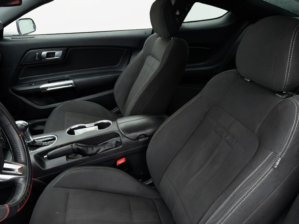Used 2020 Ford Mustang GT RWD image 14