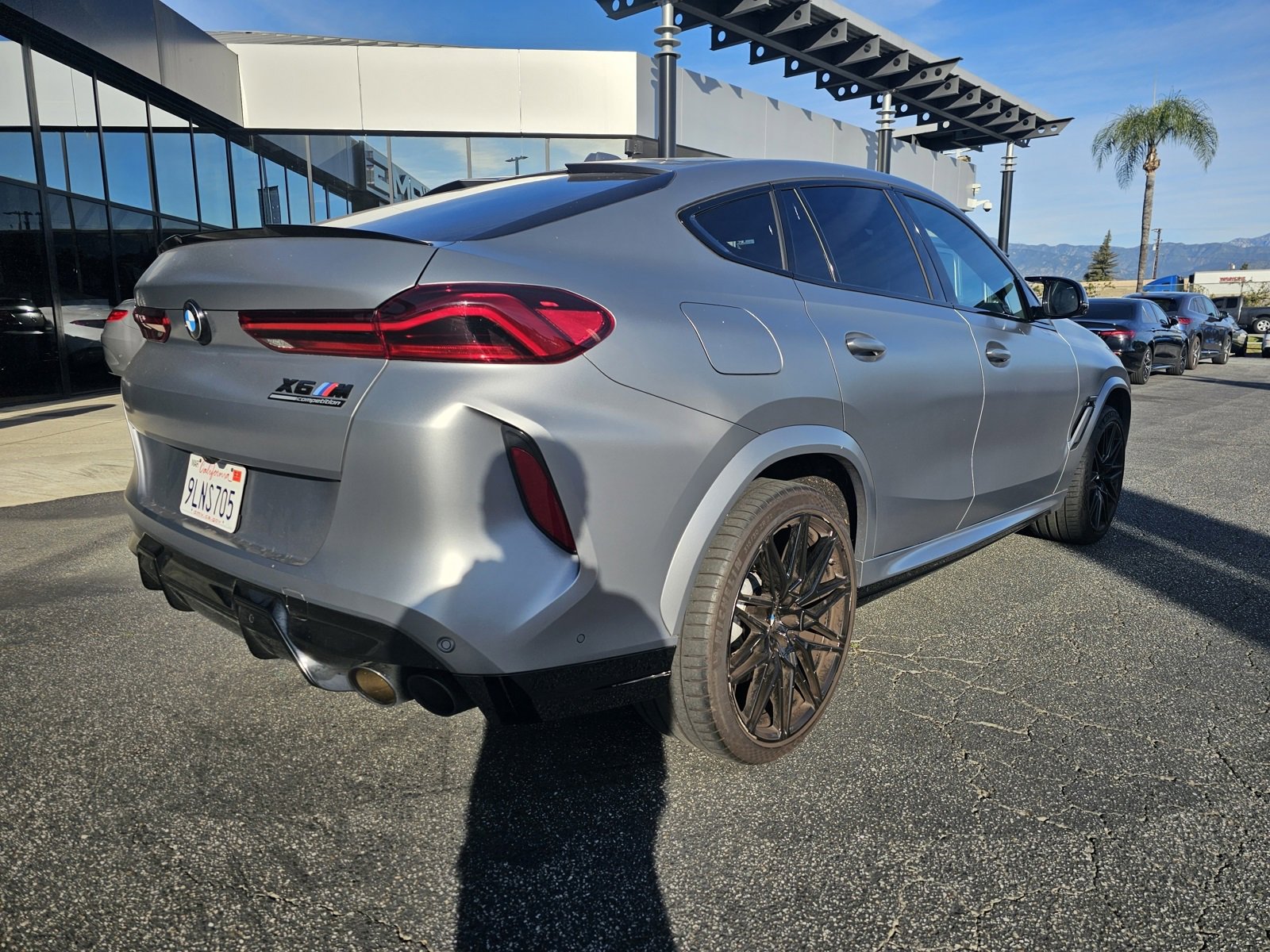 Used 2024 BMW X6 M Competition w/ Executive Package image 2