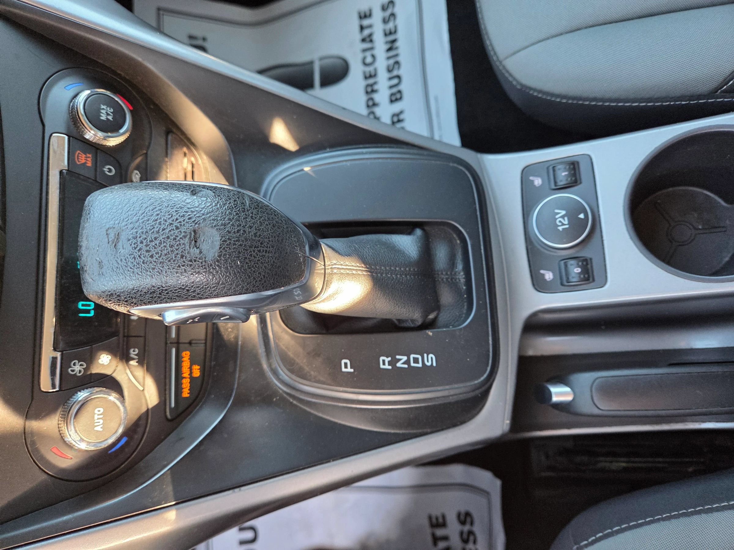 Used 2016 Ford Escape SE w/ Equipment Group 201A FWD image 10