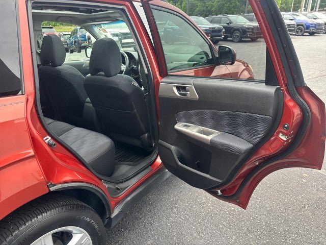 Used 2010 Subaru Forester 2.5X Premium AWD/4WD image 41