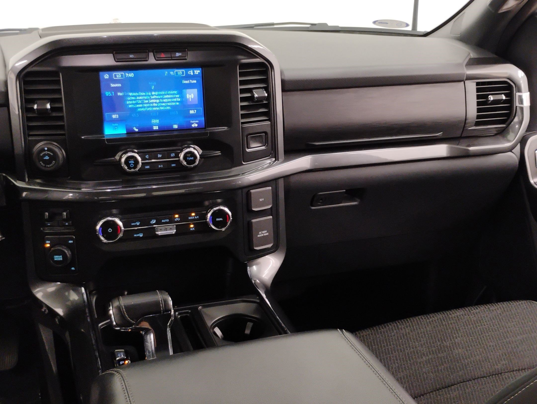 Certified 2022 Ford F150 XLT w/ Equipment Group 301A Mid image 29