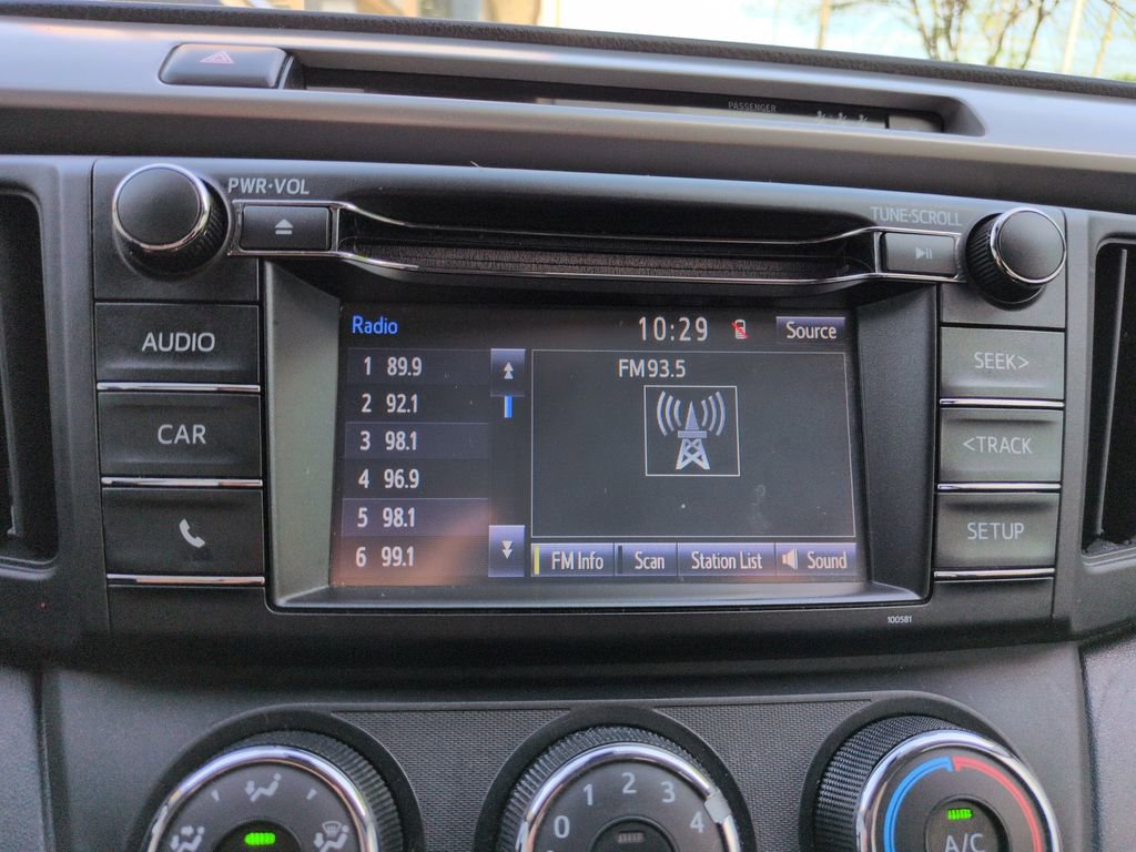 Used 2018 Toyota RAV4 LE w/ All Weather Liner Package image 19