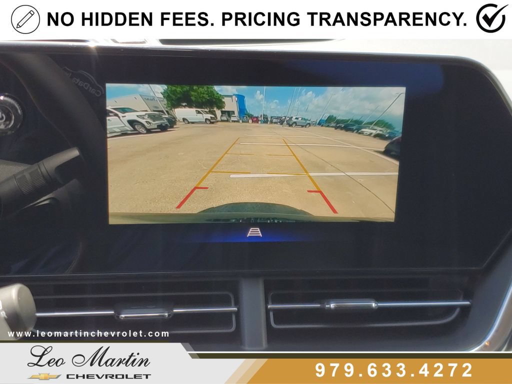 Used 2025 Chevrolet Trax LT w/ Driver Confidence Package FWD image 25