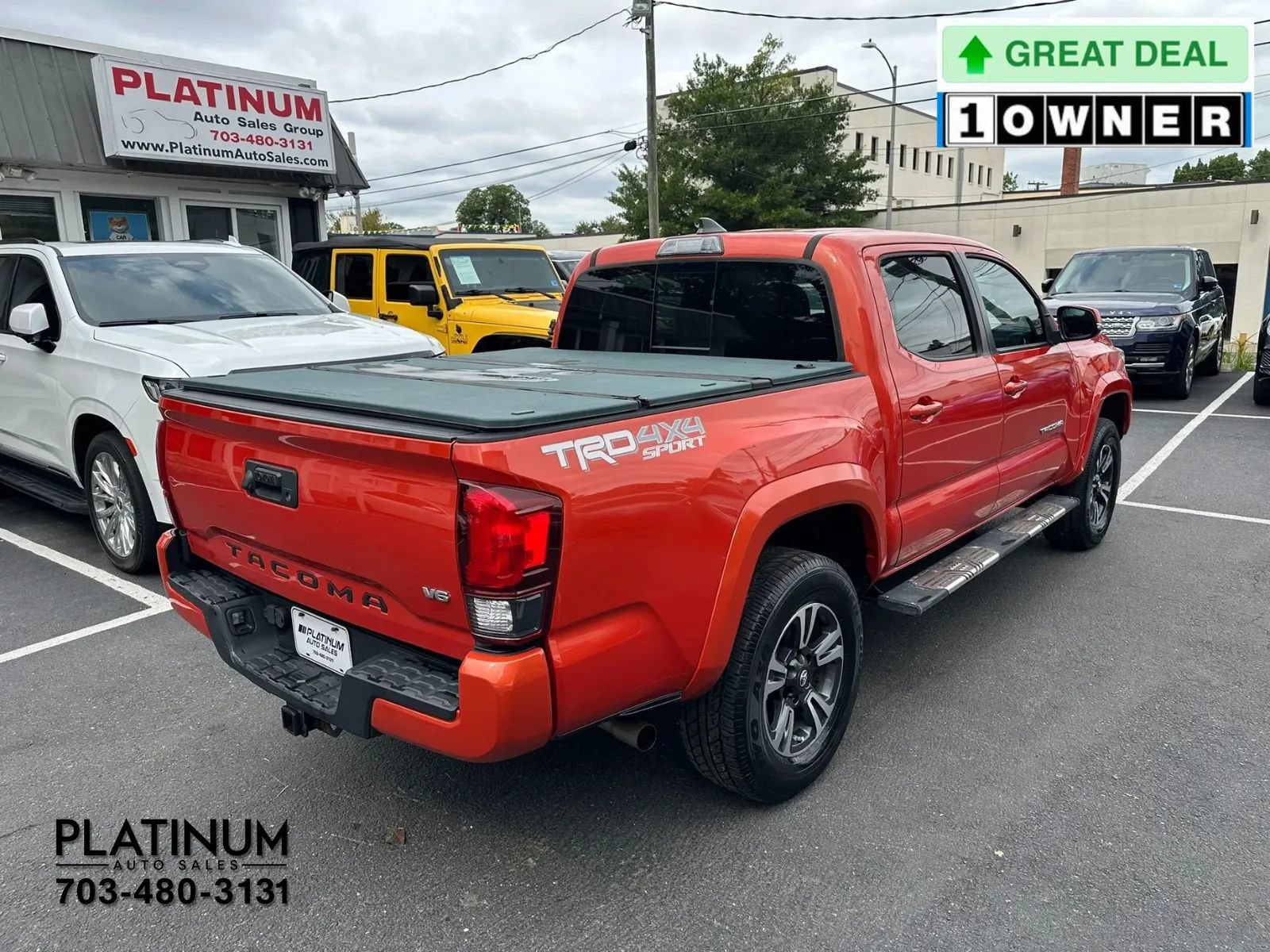 Used 2018 Toyota Tacoma TRD Sport AWD/4WD image 5