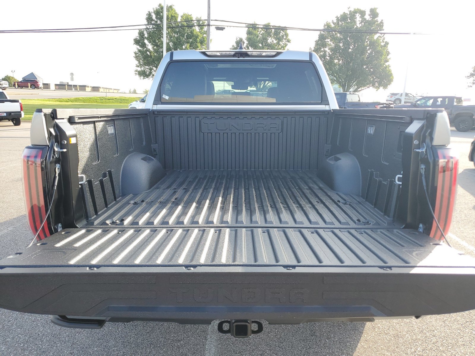 New 2026 Toyota Tundra Platinum w/ TRD Off-Road Package AWD/4WD image 8