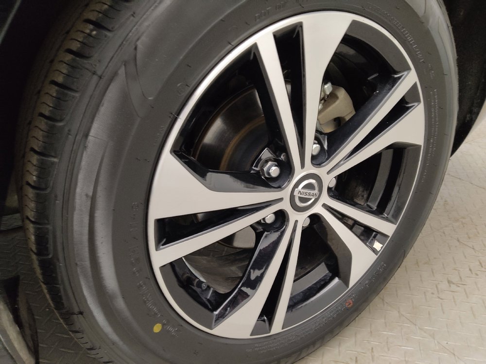 Used 2023 Nissan Sentra SV image 31