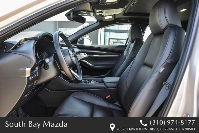Certified 2025 MAZDA MAZDA3 Hatchback w/ Appearance Package AWD/4WD image 17