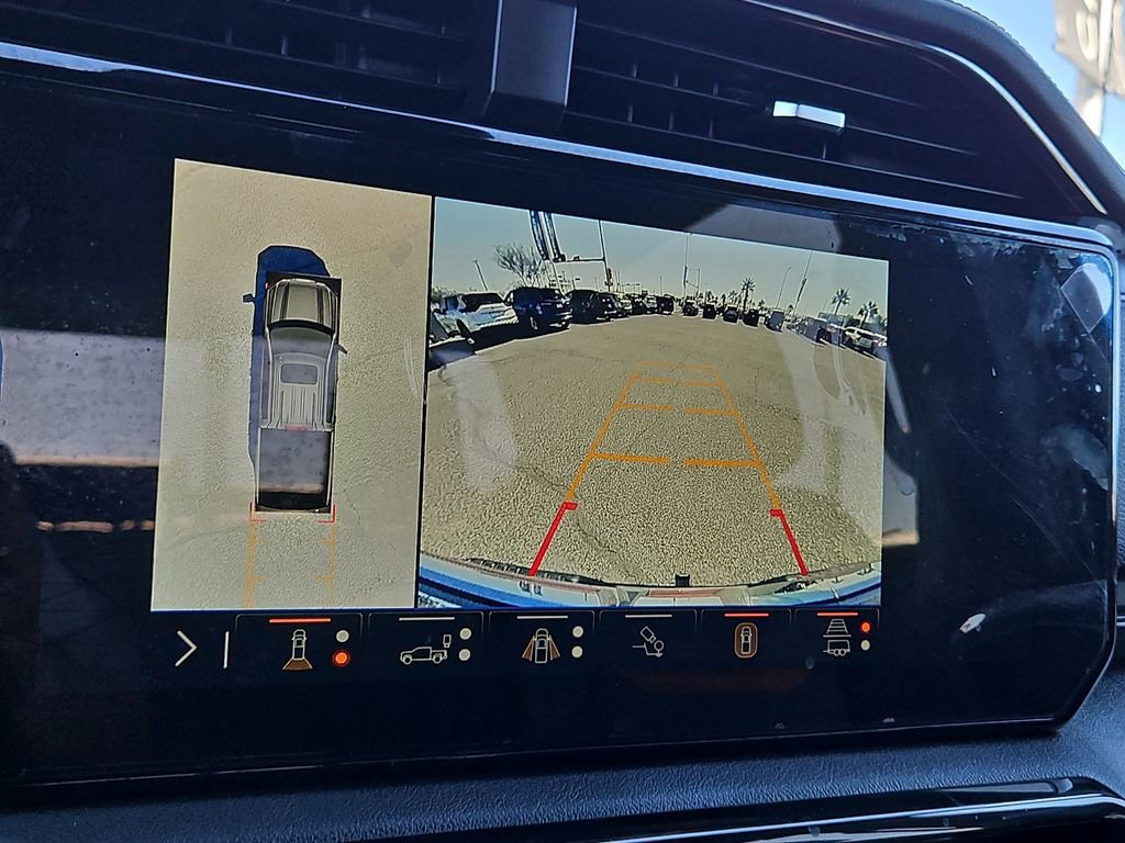 Used 2024 GMC Sierra 1500 AT4 w/ Technology Package image 16