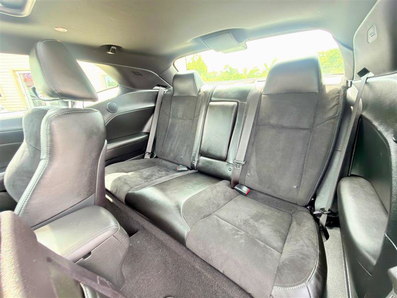 Used 2019 Dodge Challenger R/T Scat Pack w/ T/A Package RWD image 18
