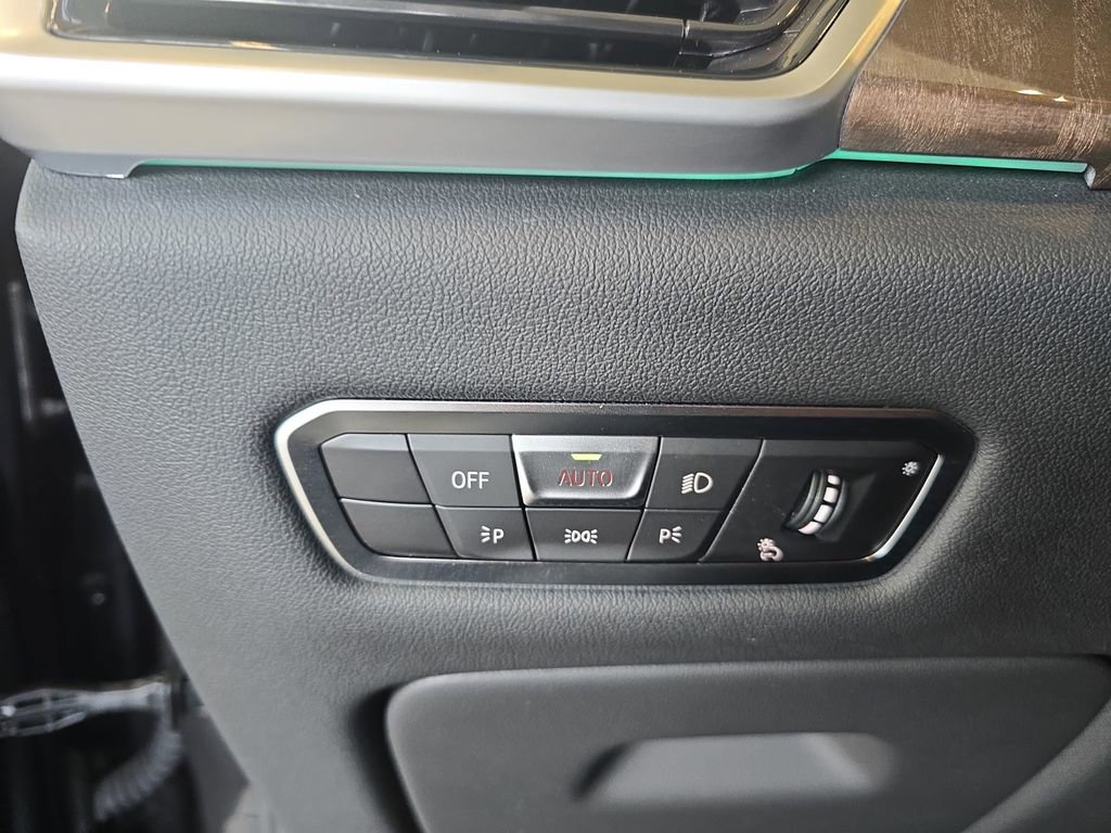 Used 2023 BMW X5 xDrive40i AWD/4WD image 26